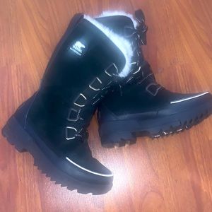 Gently used Sorel Water Proof boot